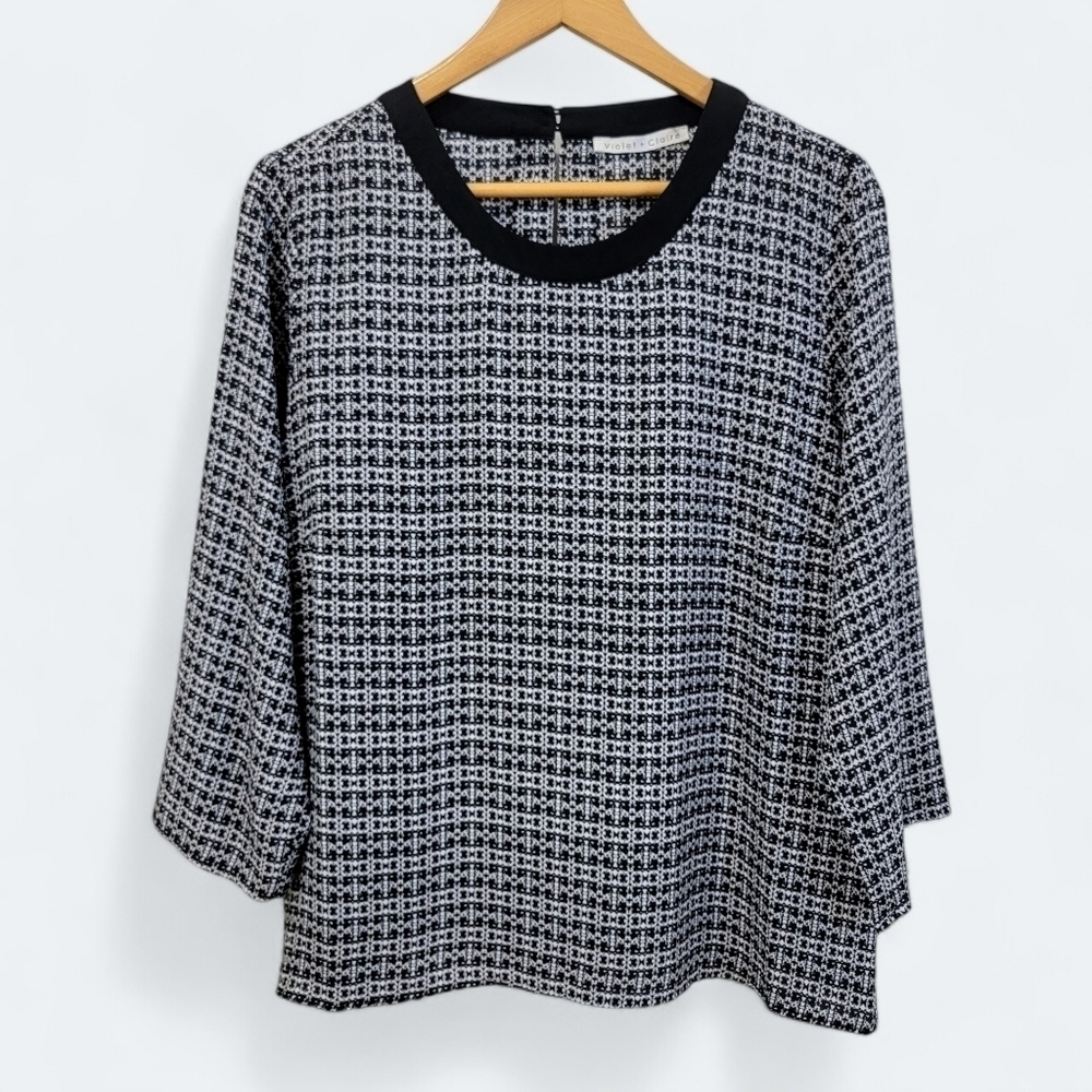 Violet and Claire Black Printed Blouse Long Sleeve Size Large